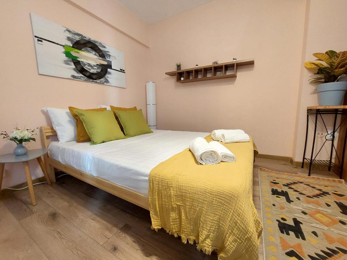 Laroka House Cosy Studio Universitate Bukarest Kültér fotó